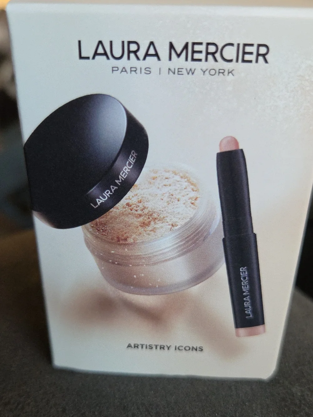 laura mercier Translucent Setting Powder with Nude Highlight Stick